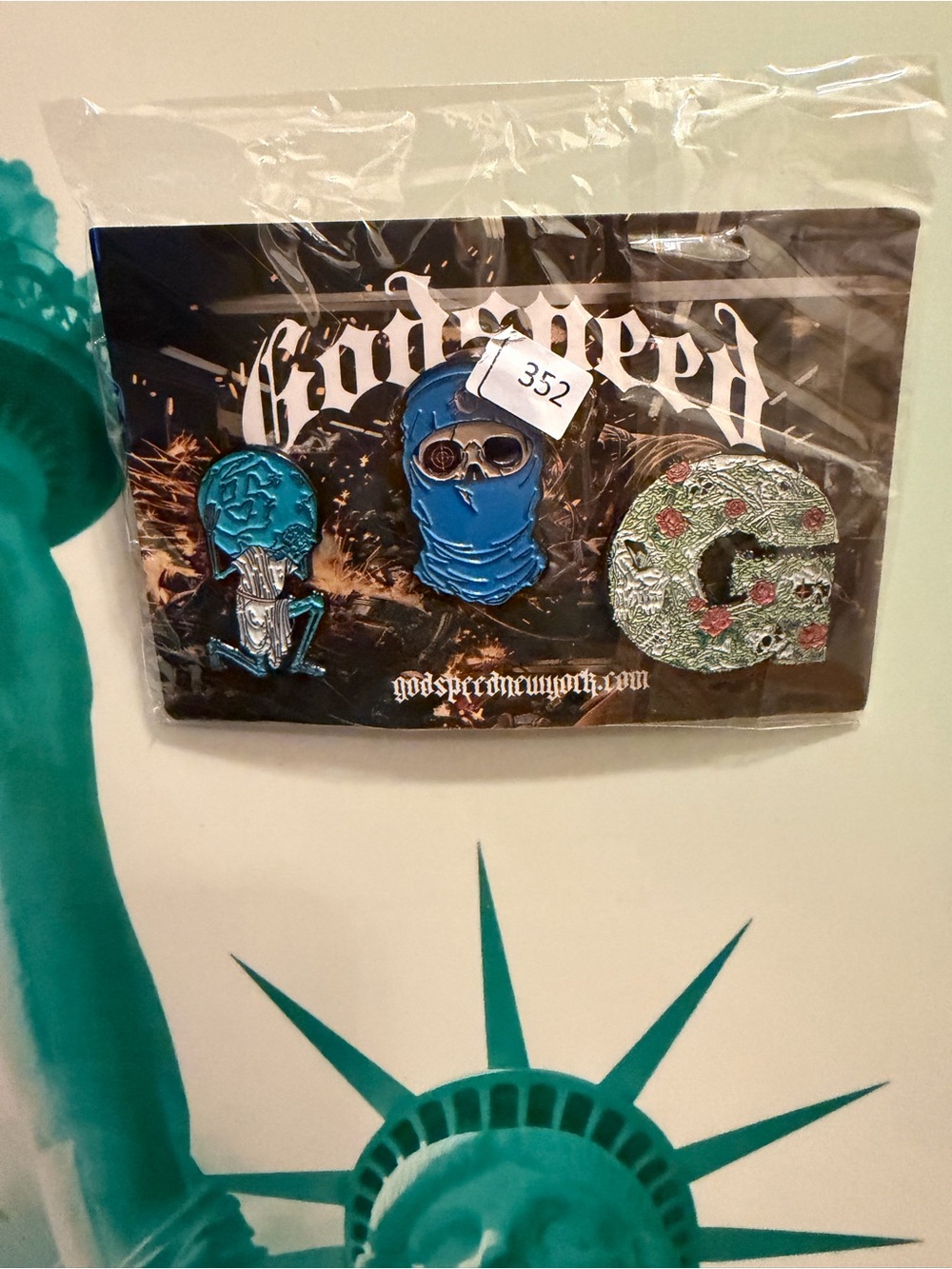 Godspeed n.y. GS- forever pin set